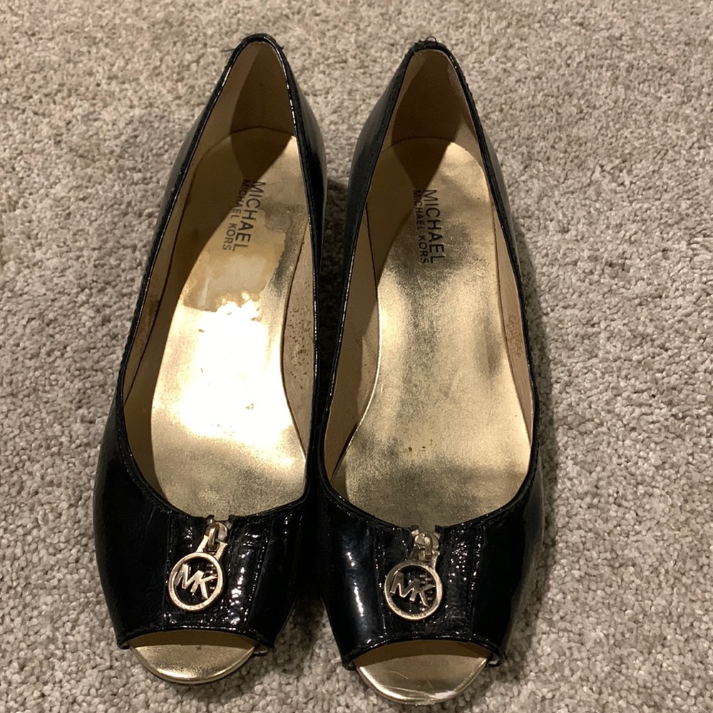 Michael Kors patent leather slides black and gold with a small wedge size 8